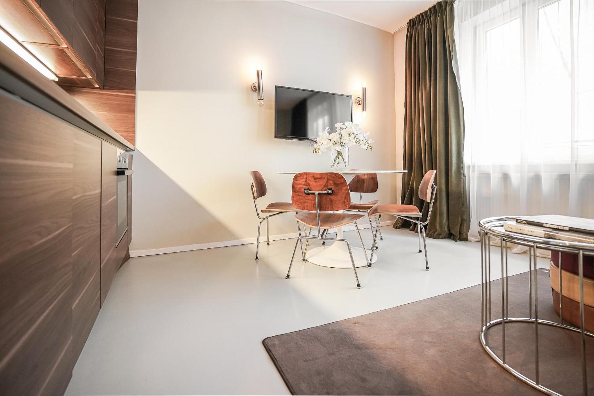 Heymi Apartments Mondschein 비엔나 객실 사진